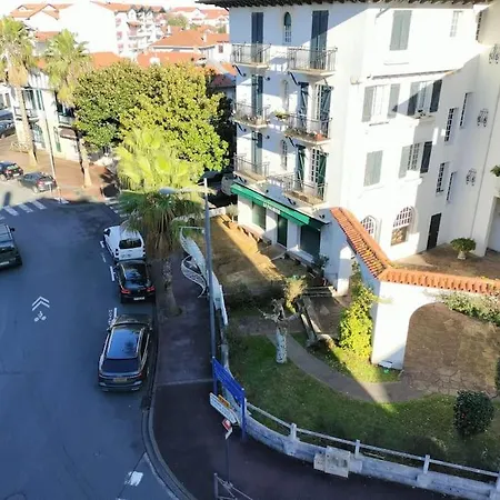 Apartment Atico En Esquina A Rotonda