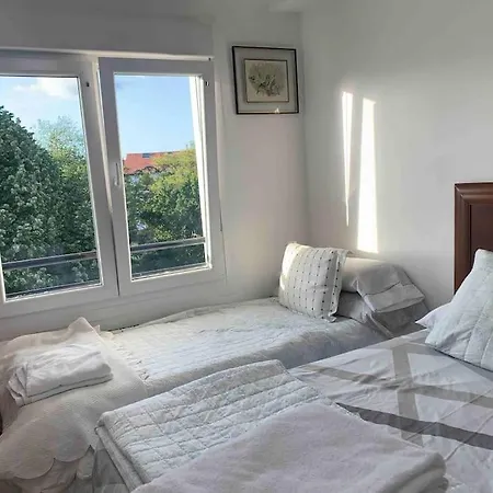 Apartamento Atico En Esquina A Rotonda